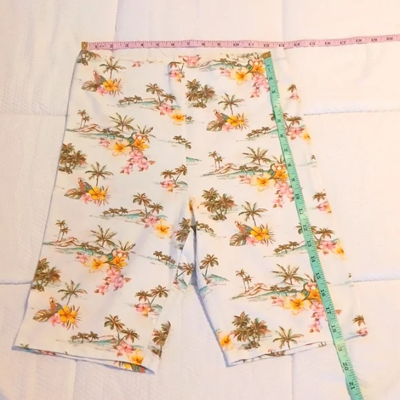 ☀️Forever 21 Biking Shorts, Tropical Print - Picture 3 of 6